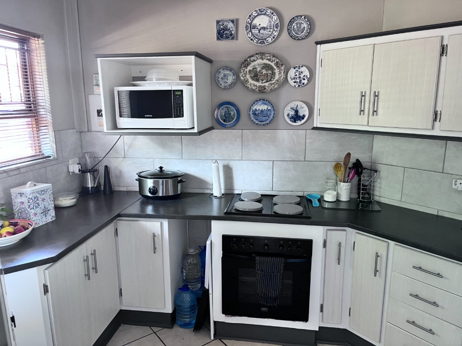3 Bedroom Property for Sale in Langenhovenpark Free State
